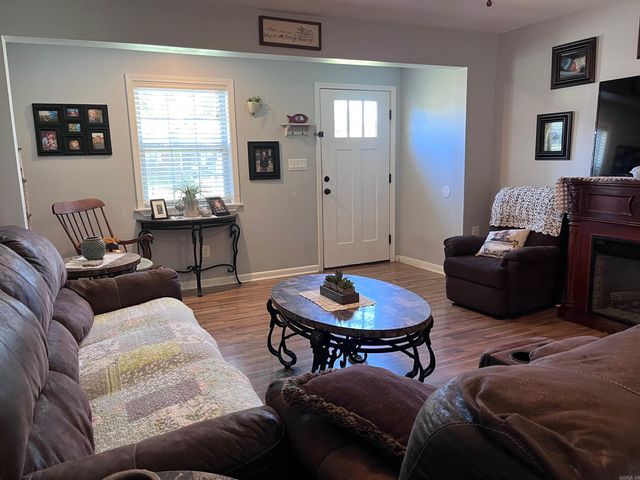 122 N Sawmill Road, Searcy, AR 72143