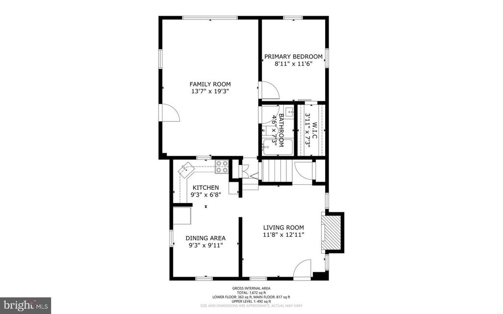 Image 20 of property listing at 5035 LAGUNA RD, College Park, MD 20740