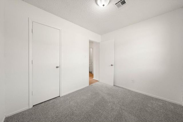 10906 Penrith Lane, Oklahoma City, OK 73114