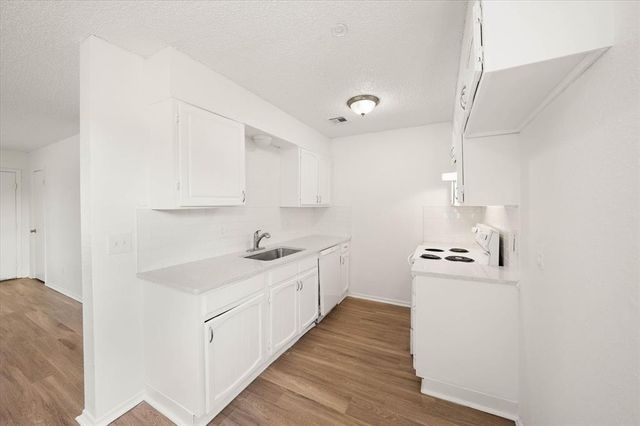 10906 Penrith Lane, Oklahoma City, OK 73114