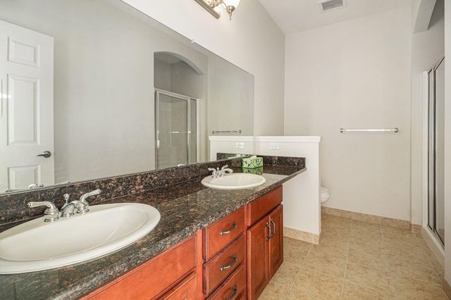 217 W Oakbrook Drive, Ann Arbor, MI 48103