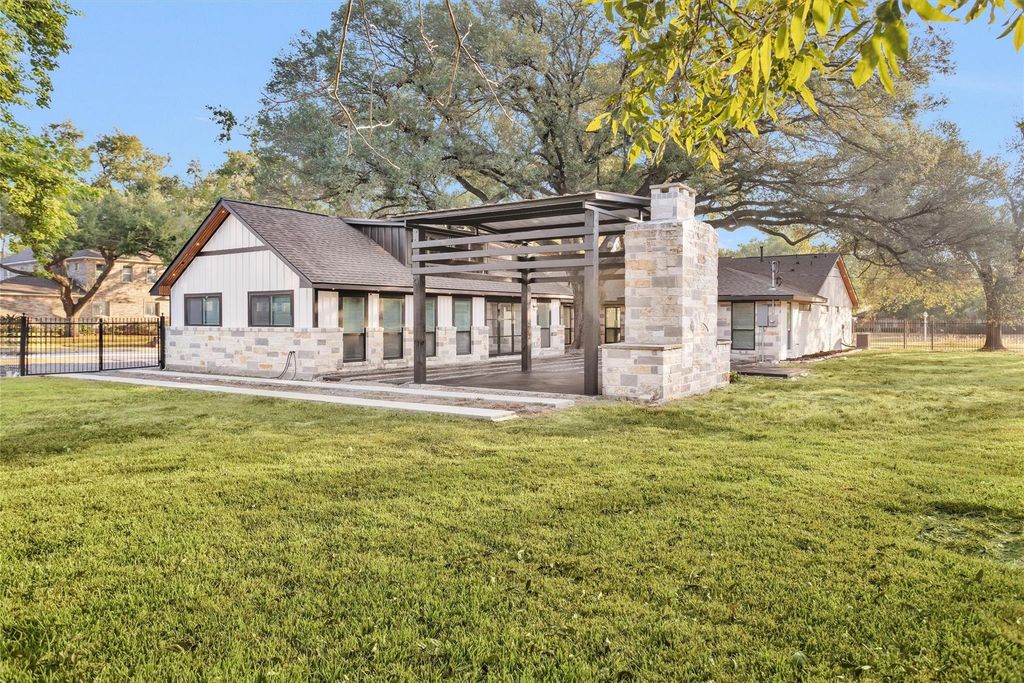 4323 Tilson Lane, Houston, TX 77041