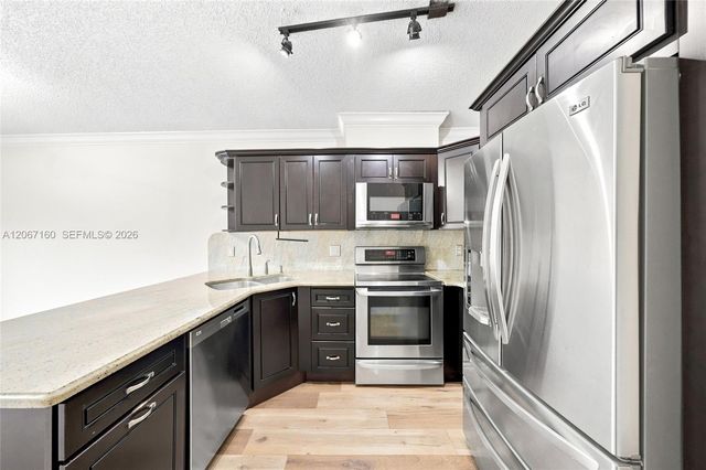 18751 NW 84th Place 505-5, Hialeah, FL 33015