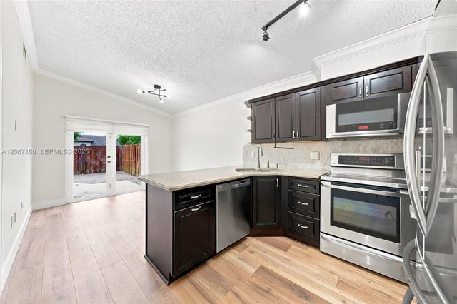 18751 NW 84th Place 505-5, Hialeah, FL 33015