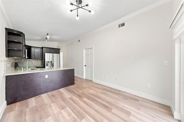 18751 NW 84th Place 505-5, Hialeah, FL 33015