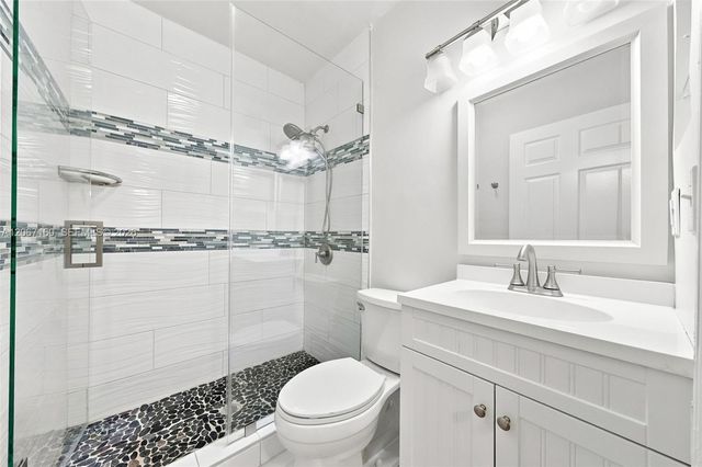 18751 NW 84th Place 505-5, Hialeah, FL 33015