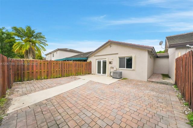 18751 NW 84th Place 505-5, Hialeah, FL 33015