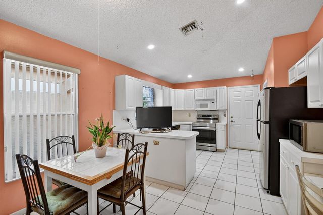 1081 Island Manor Drive, Greenacres, FL 33413