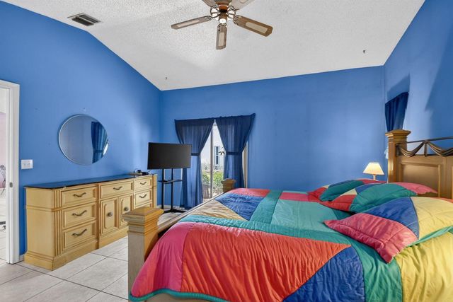 1081 Island Manor Drive, Greenacres, FL 33413