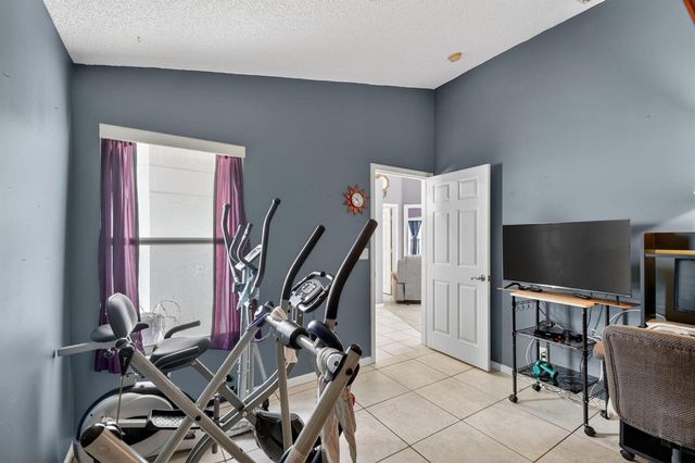1081 Island Manor Drive, Greenacres, FL 33413