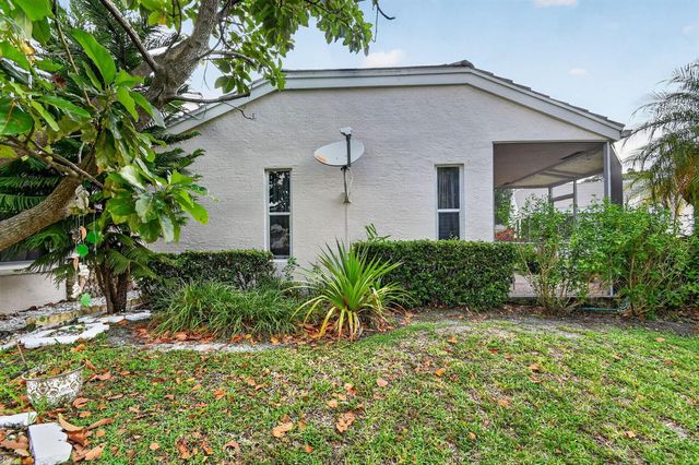 1081 Island Manor Drive, Greenacres, FL 33413