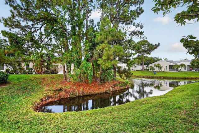 1081 Island Manor Drive, Greenacres, FL 33413