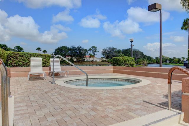 1081 Island Manor Drive, Greenacres, FL 33413