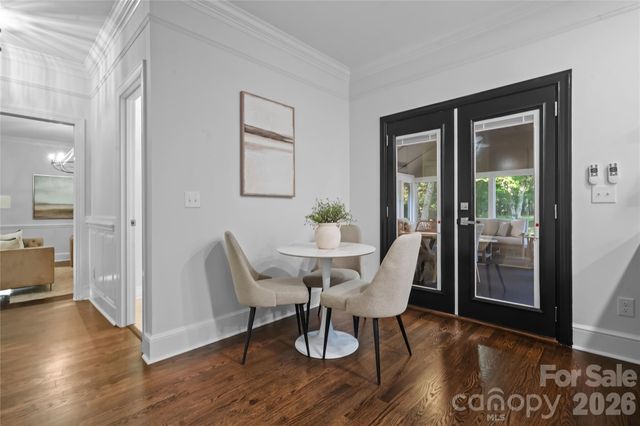 8503 Foxbridge Drive, Matthews, NC 28104