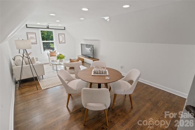 8503 Foxbridge Drive, Matthews, NC 28104