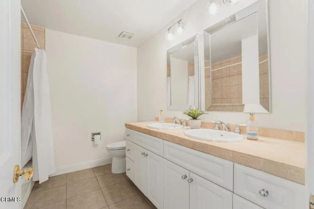 263 Fox Hills Drive, Thousand Oaks, CA 91361