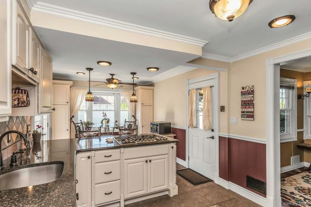 219 N Nassau Avenue, Massapequa, NY 11758