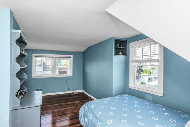 219 N Nassau Avenue, Massapequa, NY 11758