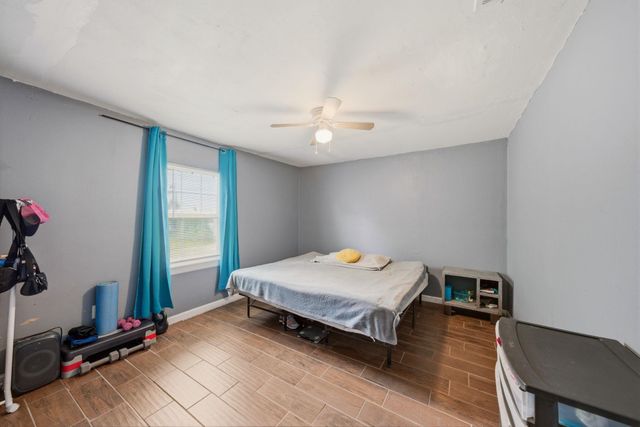7511 Arnim Street, Houston, TX 77087