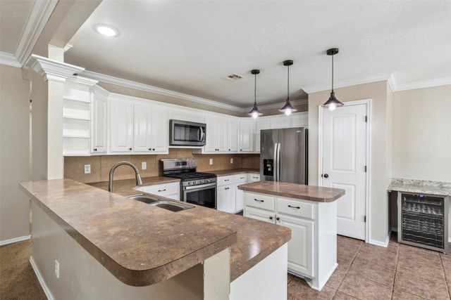 917 Westbury Terrace, Yukon, OK 73099