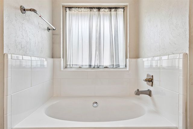 917 Westbury Terrace, Yukon, OK 73099