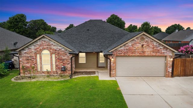 917 Westbury Terrace, Yukon, OK 73099