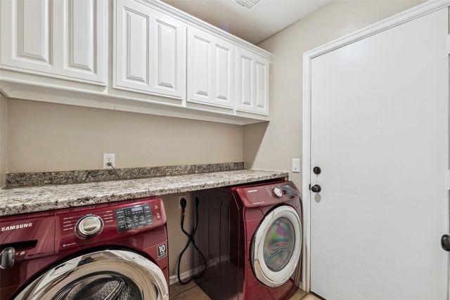 917 Westbury Terrace, Yukon, OK 73099