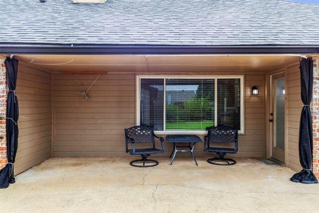 917 Westbury Terrace, Yukon, OK 73099