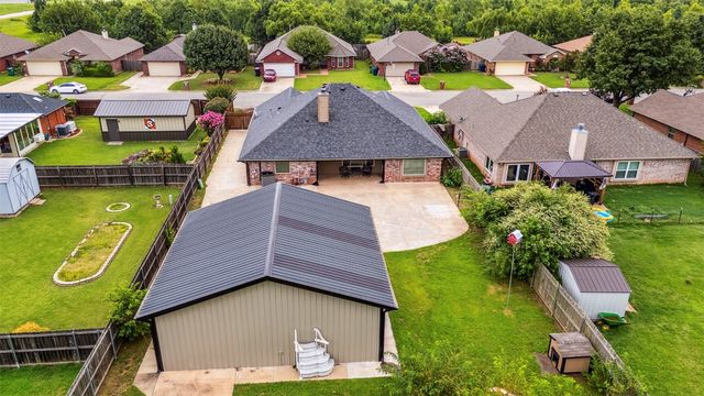 917 Westbury Terrace, Yukon, OK 73099