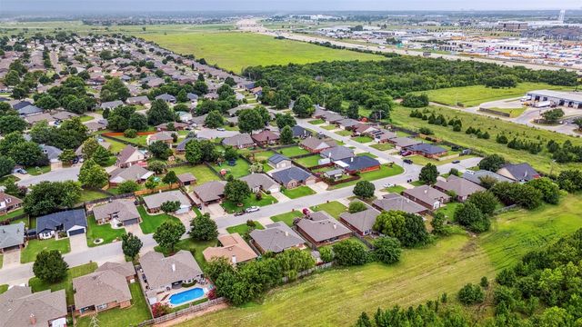 917 Westbury Terrace, Yukon, OK 73099