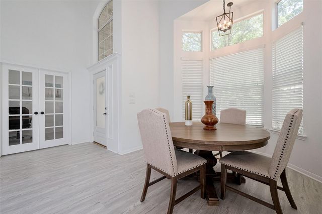 70 N Altwood Circle, The Woodlands, TX 77382