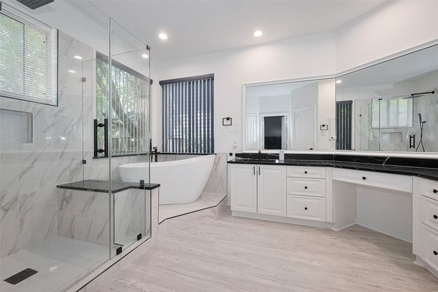 70 N Altwood Circle, The Woodlands, TX 77382
