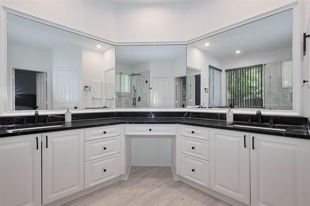 70 N Altwood Circle, The Woodlands, TX 77382