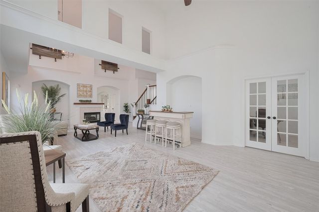 70 N Altwood Circle, The Woodlands, TX 77382