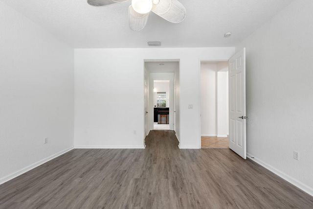 116 BELLA VISTA Way, Royal Palm Beach, FL 33411