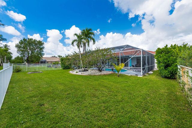 116 BELLA VISTA Way, Royal Palm Beach, FL 33411