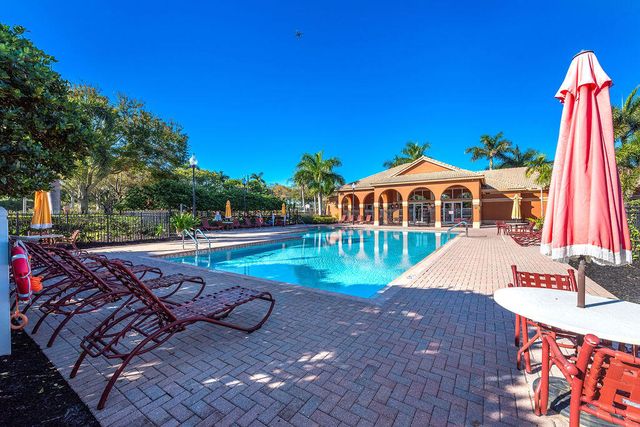 116 BELLA VISTA Way, Royal Palm Beach, FL 33411