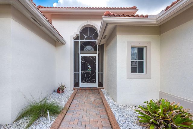 116 BELLA VISTA Way, Royal Palm Beach, FL 33411