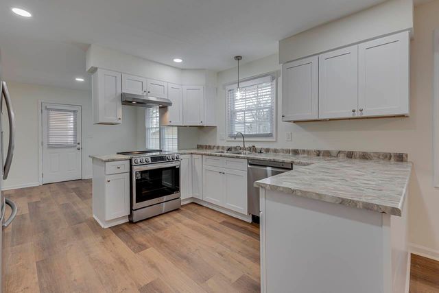 1 Pine Creek Court, Greenville, SC 29605