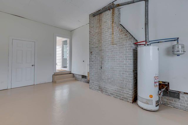 1 Pine Creek Court, Greenville, SC 29605