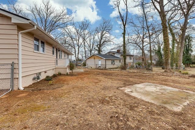 1 Pine Creek Court, Greenville, SC 29605