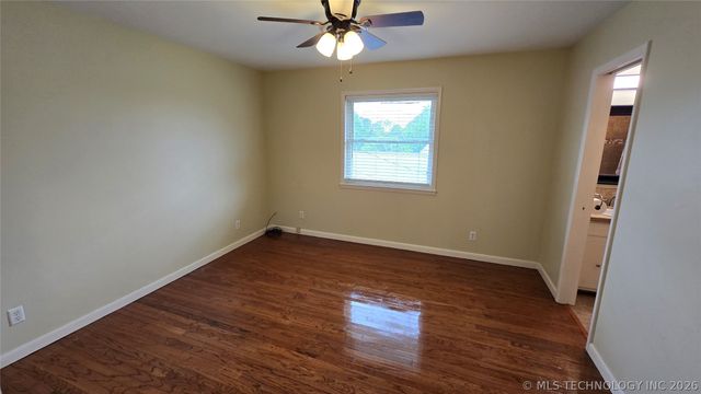 411 S 3rd, Eufaula, OK 74432