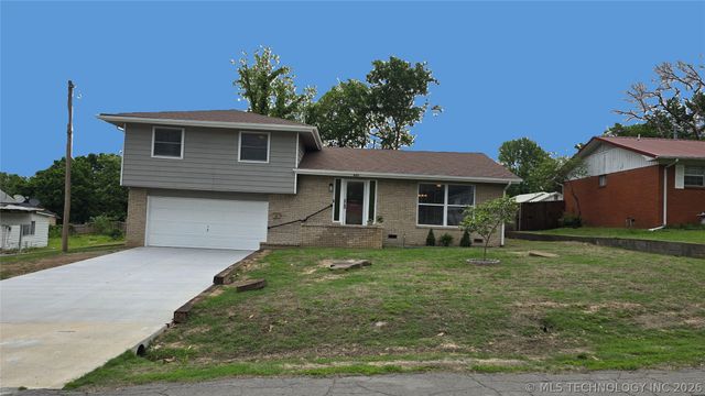 411 S 3rd, Eufaula, OK 74432