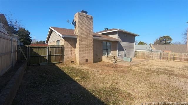 411 S 3rd, Eufaula, OK 74432