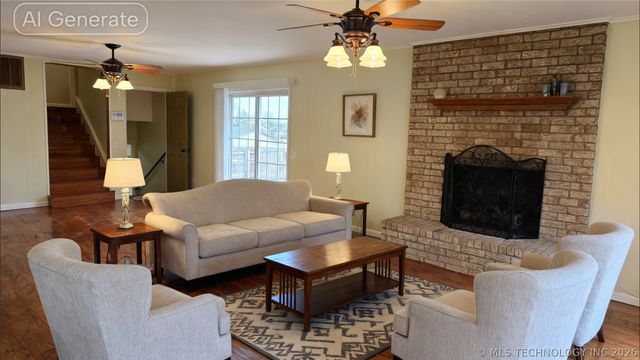 411 S 3rd, Eufaula, OK 74432