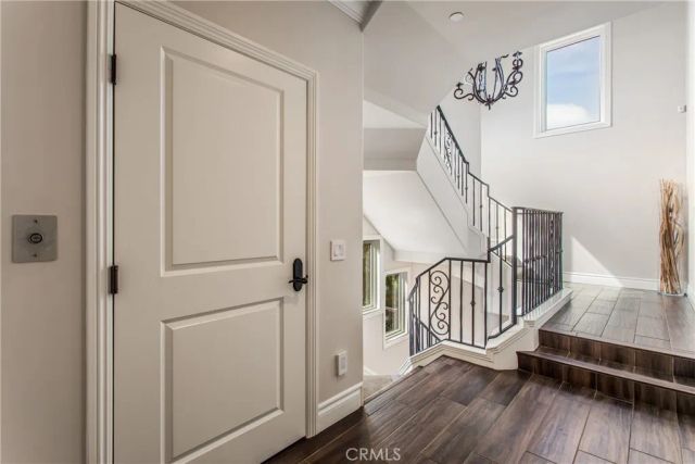 352 Hazel Drive, Corona Del Mar, CA 92625