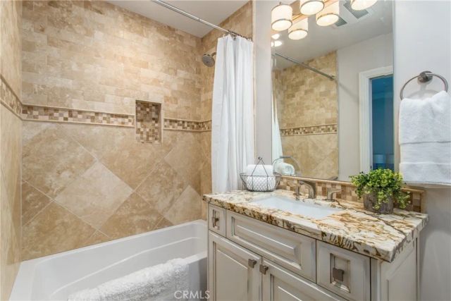 352 Hazel Drive, Corona Del Mar, CA 92625