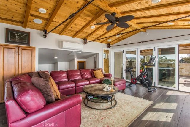 352 Hazel Drive, Corona Del Mar, CA 92625