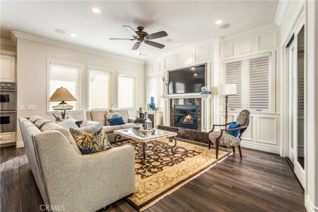 352 Hazel Drive, Corona Del Mar, CA 92625