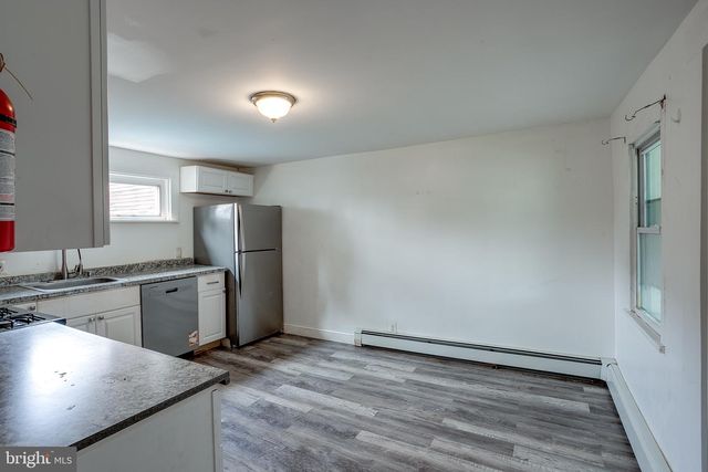 1017 HIGH ST, Burlington, NJ 08016
